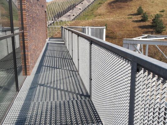 उच्च शक्ति वाले स्टील बार ग्रिटिंग के साथ भारी शुल्क अनुप्रयोगों के लिए प्रेस वेल्डेड