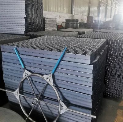 स्टेनलेस फर्श खाई नाली कवर फर्श ग्रिड नाली स्टील ग्रिडिंग चैनल नाली प्लाजा के लिए