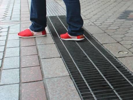 High Strength Steel Grating Trench Cover with Serrated Surface and Easy Installation