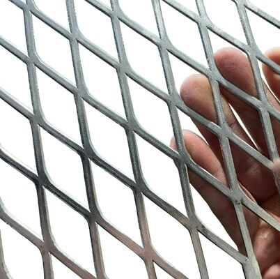 औद्योगिक उपयोग के लिए एल्यूमीनियम कार्बन स्टील जस्ती स्टील विस्तारित धातु शीट और जाल