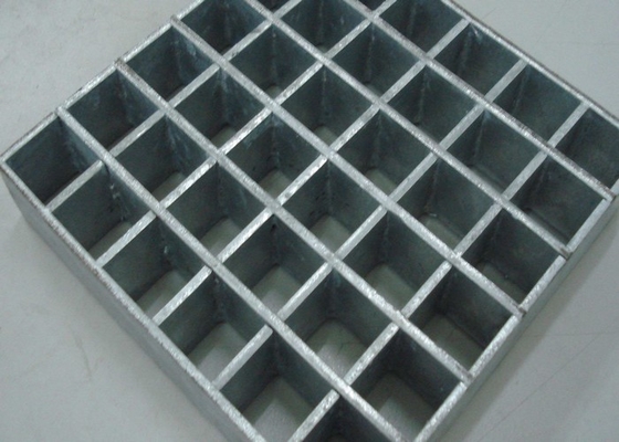 हल्के स्टील भारी ड्यूटी स्टील झंझरी 75 मिमी x 6 मिमी धातु नाली grates इस्पात बार झंझरी