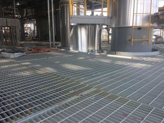 Hot Dip Galvanized Steel Grating Platform with Cold Dip Galvanized and PVC Coated Non-Slip Surface